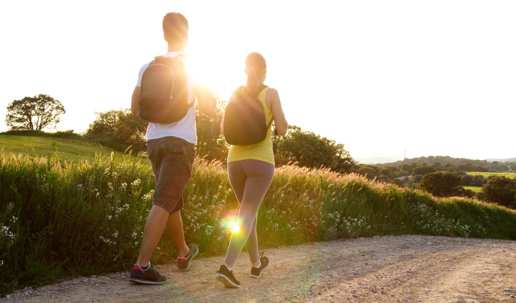 Los Increíbles beneficios de caminar media hora al día para tu salud